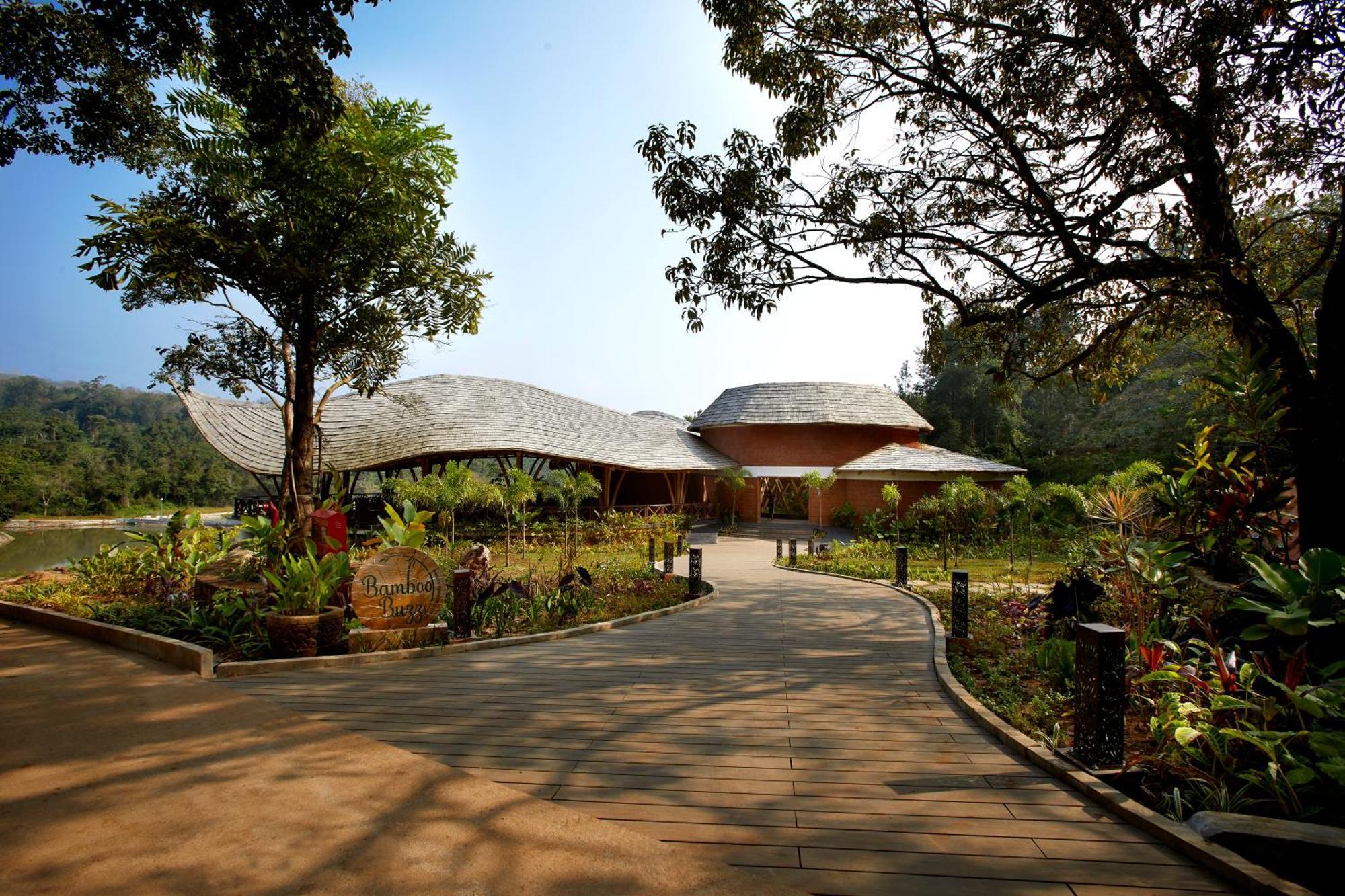 Timbertales Luxury Resort Coorg มาดิเครี ภายนอก รูปภาพ